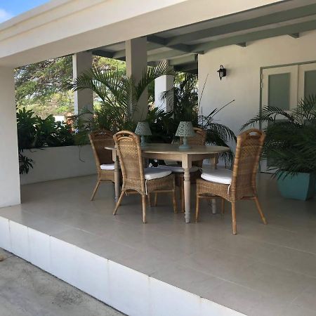 Studio Zara Apartment Savaneta Luaran gambar