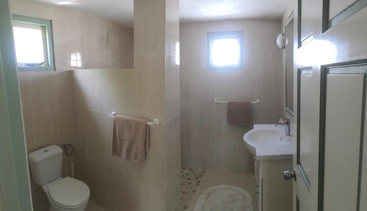 Studio Zara Apartment Savaneta Luaran gambar